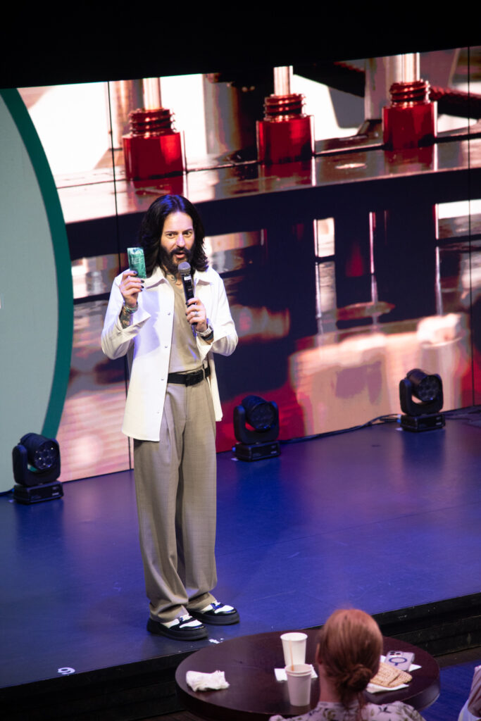 thumbnail of Kaaral2026-279