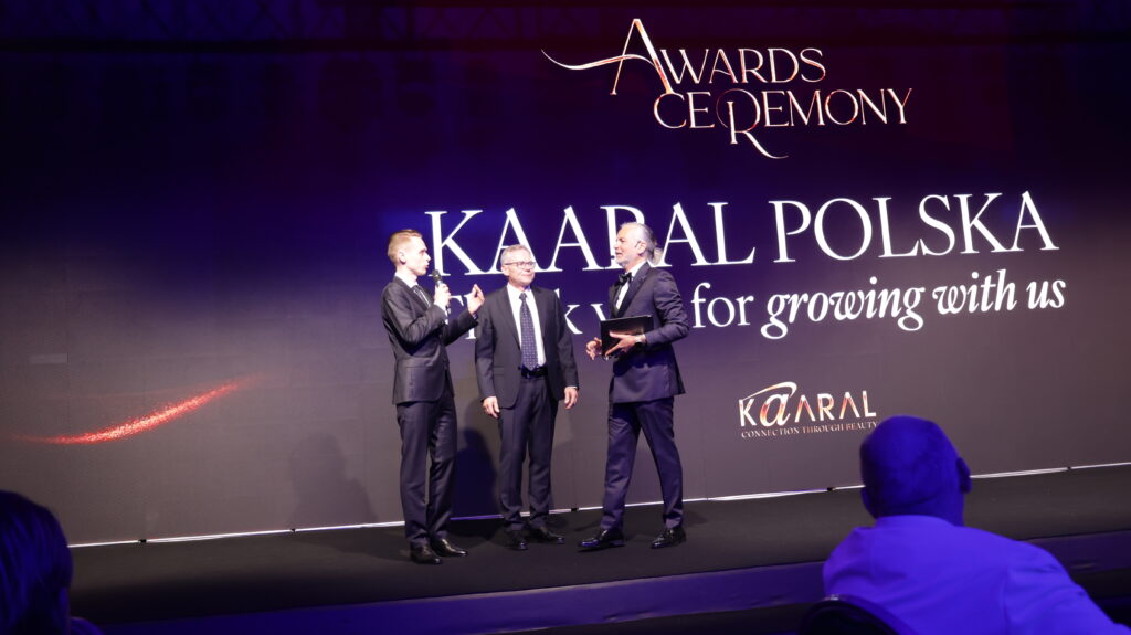 thumbnail of 0I5A5675